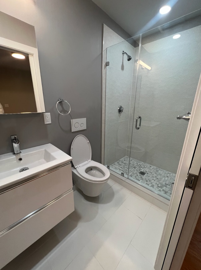 7 Thornley St, Unit 1