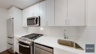 20 Beekman Pl in New York, NY - Building Photo - Building Photo