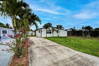 6128 SW 2nd St in Margate, FL - Building Photo - Building Photo