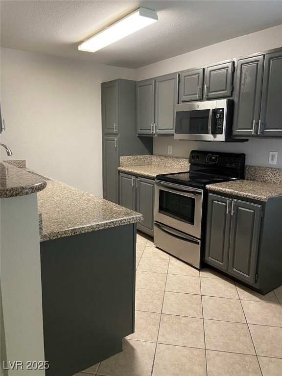 property at 5055 W Hacienda Ave