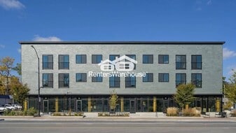 2701 Ingersoll Ave in Des Moines, IA - Building Photo