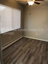415 St Vrain Pl-Unit -101 in Colorado Springs, CO - Building Photo - Building Photo