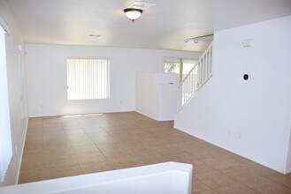 3246 Velvet Rose St in Las Vegas, NV - Building Photo - Building Photo
