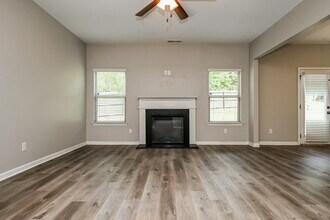 221 Magnaview Dr in Mcdonough, GA - Building Photo - Building Photo