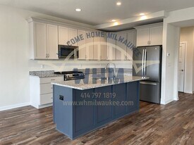 2935 N 186th St in Brookfield, WI - Building Photo