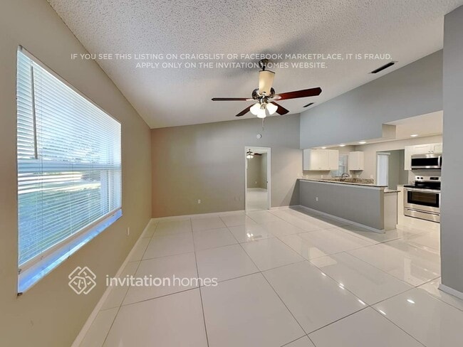 7509 42nd Ct E in Sarasota, FL - Foto de edificio - Building Photo