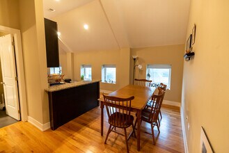 3140 S Indiana Ave in Chicago, IL - Building Photo - Building Photo