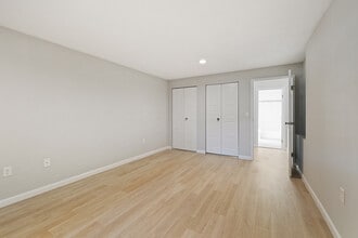 GlenBrook Estates in Woburn, MA - Foto de edificio - Interior Photo