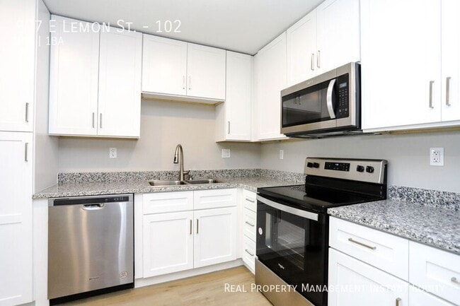 927 E Lemon St in Lakeland, FL - Building Photo - Building Photo