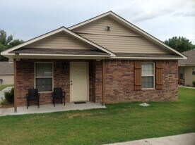 4014 N 54th St in Fort Smith, AR - Building Photo