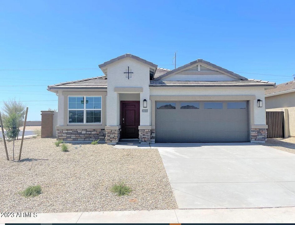 24133 W Ripple Rd in Buckeye, AZ - Building Photo