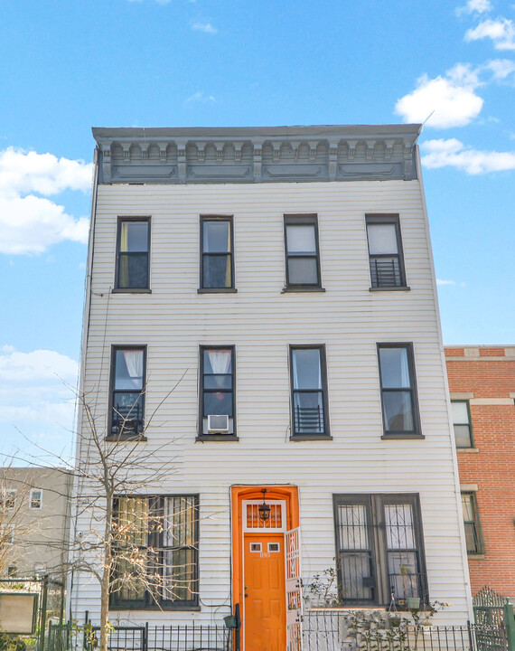 180 Sumpter St in Brooklyn, NY - Building Photo