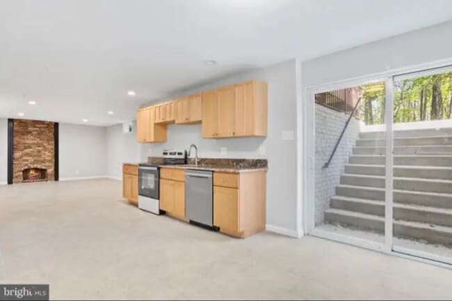 116 Cross Foxes Dr in Fort Washington, MD - Foto de edificio - Building Photo