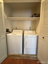 1709 Woodbridge Commons Way in Woodbridge Township, NJ - Building Photo - Building Photo