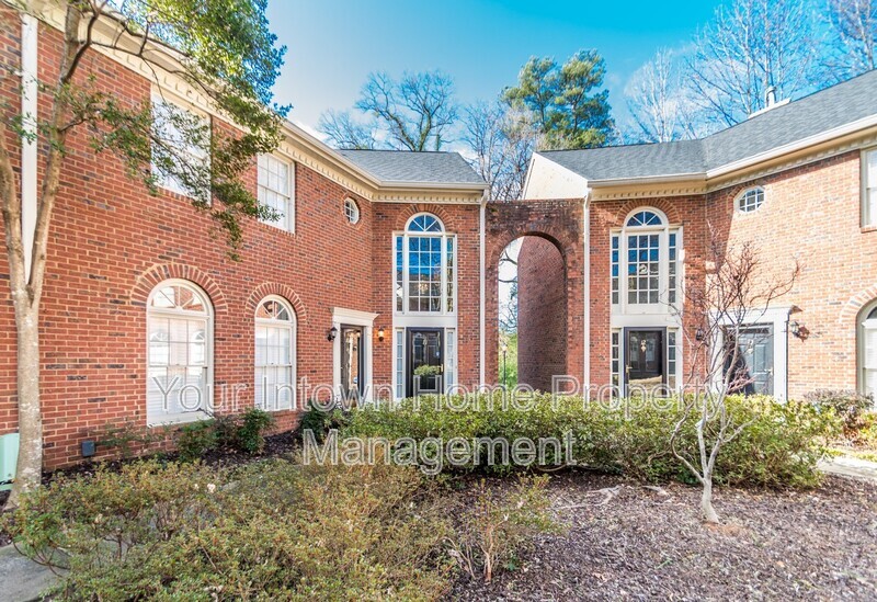 12 Honour Ave NW in Atlanta, GA - Building Photo