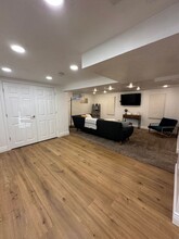 220 E 4300 S in Ogden, UT - Foto de edificio - Building Photo