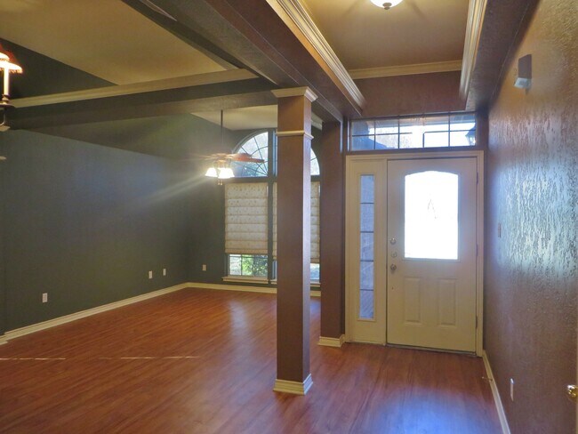 101 Pecan Vista Ln in Georgetown, TX - Building Photo - Building Photo