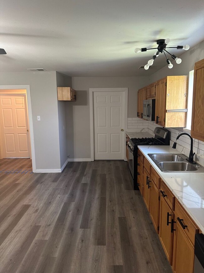 property at 8280 S State Hwy 78