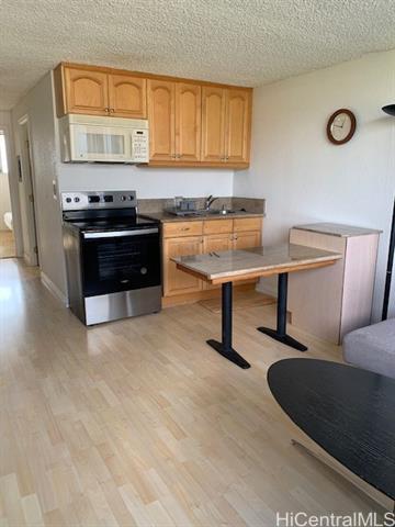 property at 2211 Ala Wai Blvd