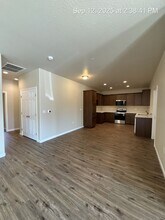 3624 S County Center Dr in Visalia, CA - Building Photo - Building Photo