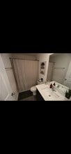 104 NW 28th St in Cape Coral, FL - Building Photo - Building Photo