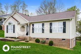 124 Tricia Ct in Thomasville, NC - Building Photo - Building Photo
