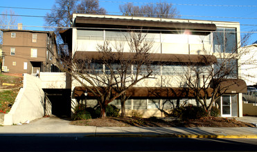 1501 Clinch Ave in Knoxville, TN - Building Photo - Building Photo