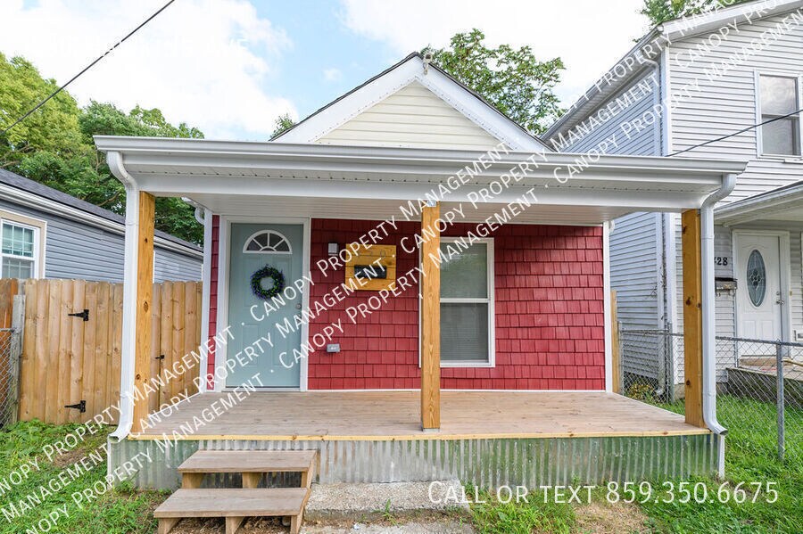 430 Hawkins Ave in Lexington, KY - Building Photo