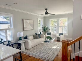 194 Fishburne St in Charleston, SC - Building Photo