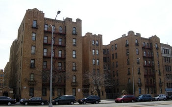 The Chestnut in Bronx, NY - Foto de edificio - Building Photo