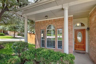 9400 Billingham Trail in Austin, TX - Building Photo - Building Photo