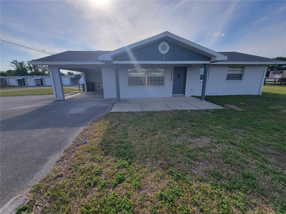 16352 S Hwy 475 in Summerfield, FL - Building Photo