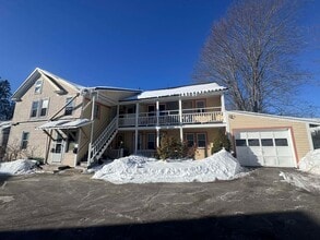 12 Dunning St in Brunswick, ME - Building Photo - Building Photo