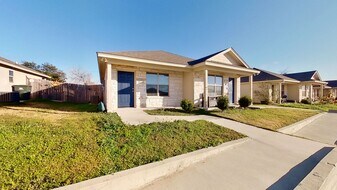 1227 Honor Ln in Temple, TX - Building Photo