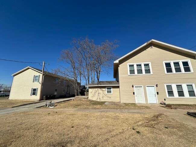 316 W 9th St in Bartlesville, OK - Building Photo - Building Photo