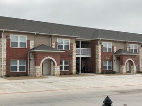 Bi Gardens Apartments Justin Tx For Rent Texas Building Photo Bi Gardens Apartments In Justin