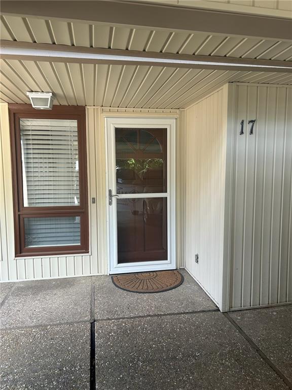 property at 17 Mellor Ln