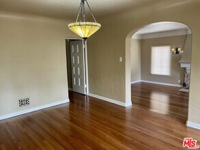 6370 W 6th St-Unit -8372 in Los Angeles, CA - Building Photo - Building Photo