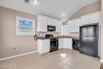 227 Cedar Dr in Berkeley Township, NJ - Building Photo - Building Photo