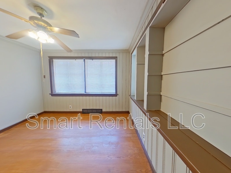 1633 Veronica Ave in St. Louis, MO - Building Photo