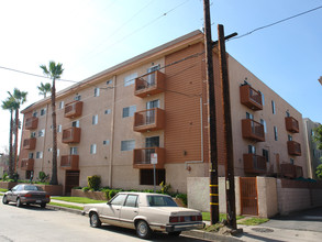 mor113 in North Hollywood, CA - Foto de edificio - Building Photo