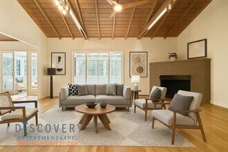 2587 El Caminito St in Oakland, CA - Building Photo - Building Photo