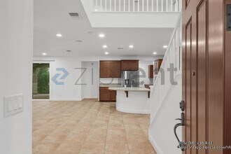 1271 S Central Pkwy in Tracy, CA - Building Photo - Building Photo