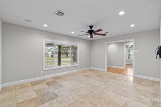 6413 Remlap St in Houston, TX - Foto de edificio - Building Photo