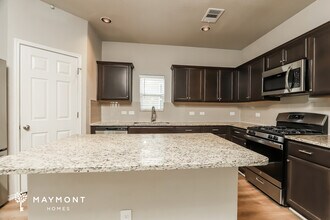 15210 Pandion Dr in San Antonio, TX - Building Photo - Building Photo