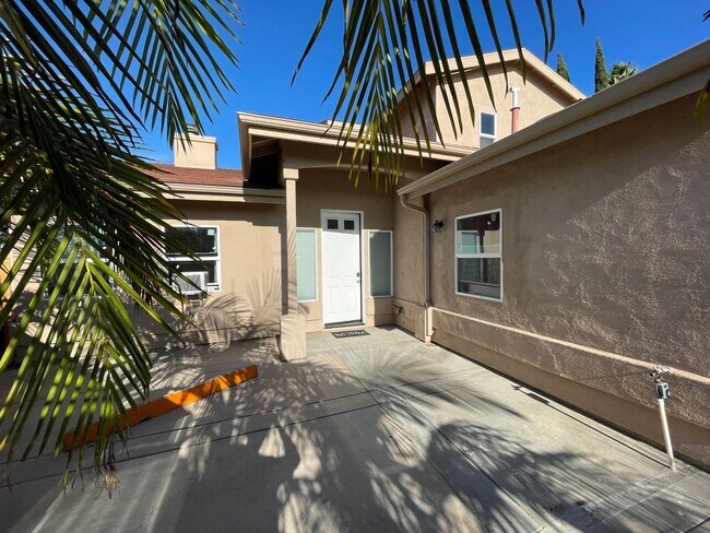 6482 Montezuma Rd-Unit -6482 Montezuma in San Diego, CA - Building Photo - Building Photo