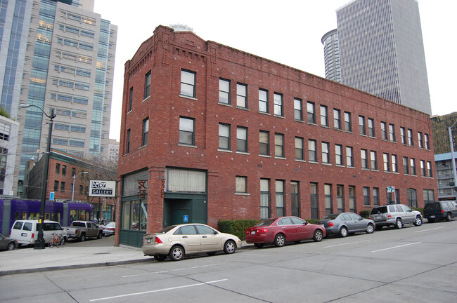 Larned in Seattle, WA - Building Photo - Building Photo