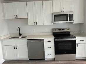 224 6th Ave N in St. Petersburg, FL - Building Photo - Building Photo