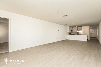 566 Layne Overlook in San Antonio, TX - Building Photo - Building Photo