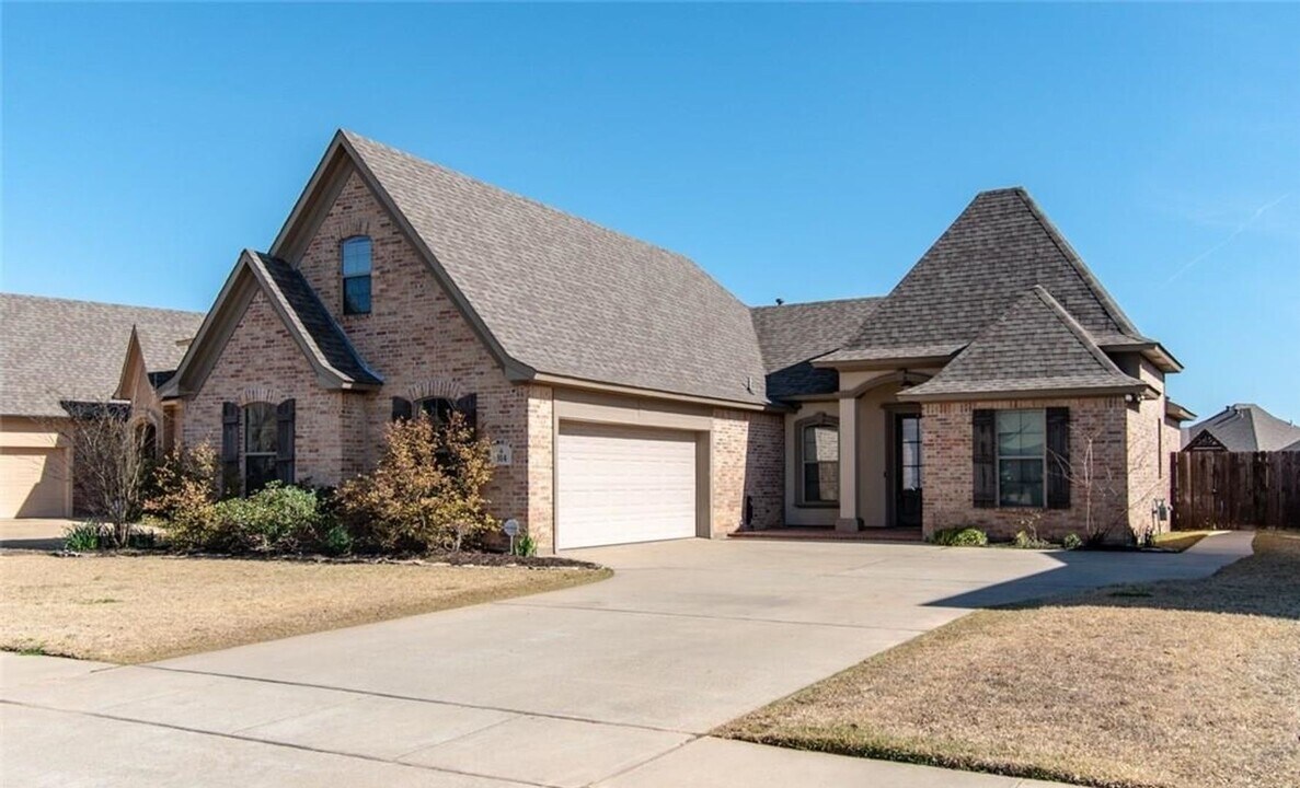 314 Camelback Dr in Bossier City, LA - Building Photo